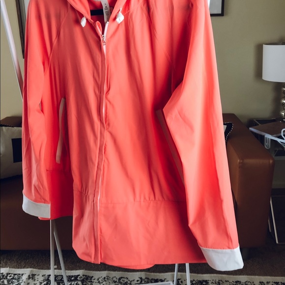 Lululemon Jacket - Picture 2 of 5